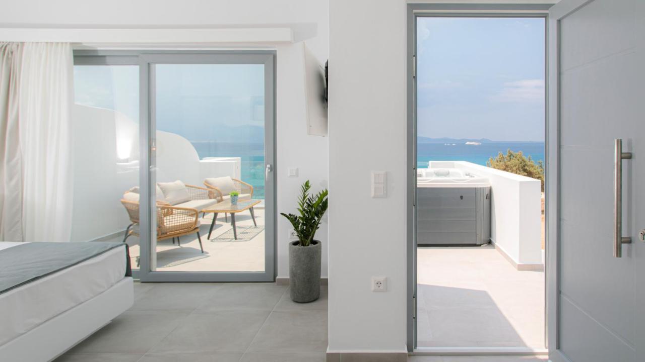 Seanfinity Beachfront Suites Mikri Vigla Zewnętrze zdjęcie