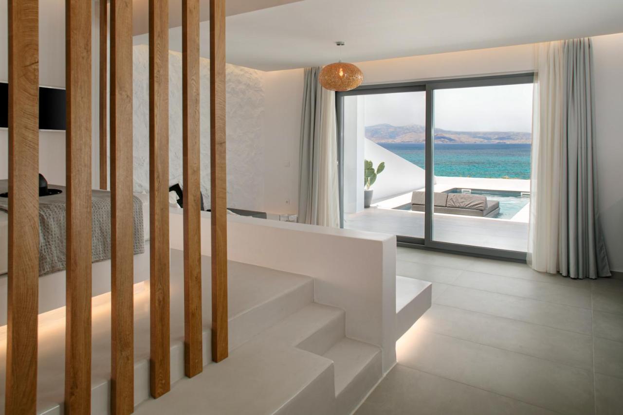 Seanfinity Beachfront Suites Mikri Vigla Zewnętrze zdjęcie