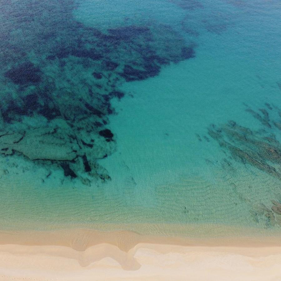Seanfinity Beachfront Suites Mikri Vigla Zewnętrze zdjęcie