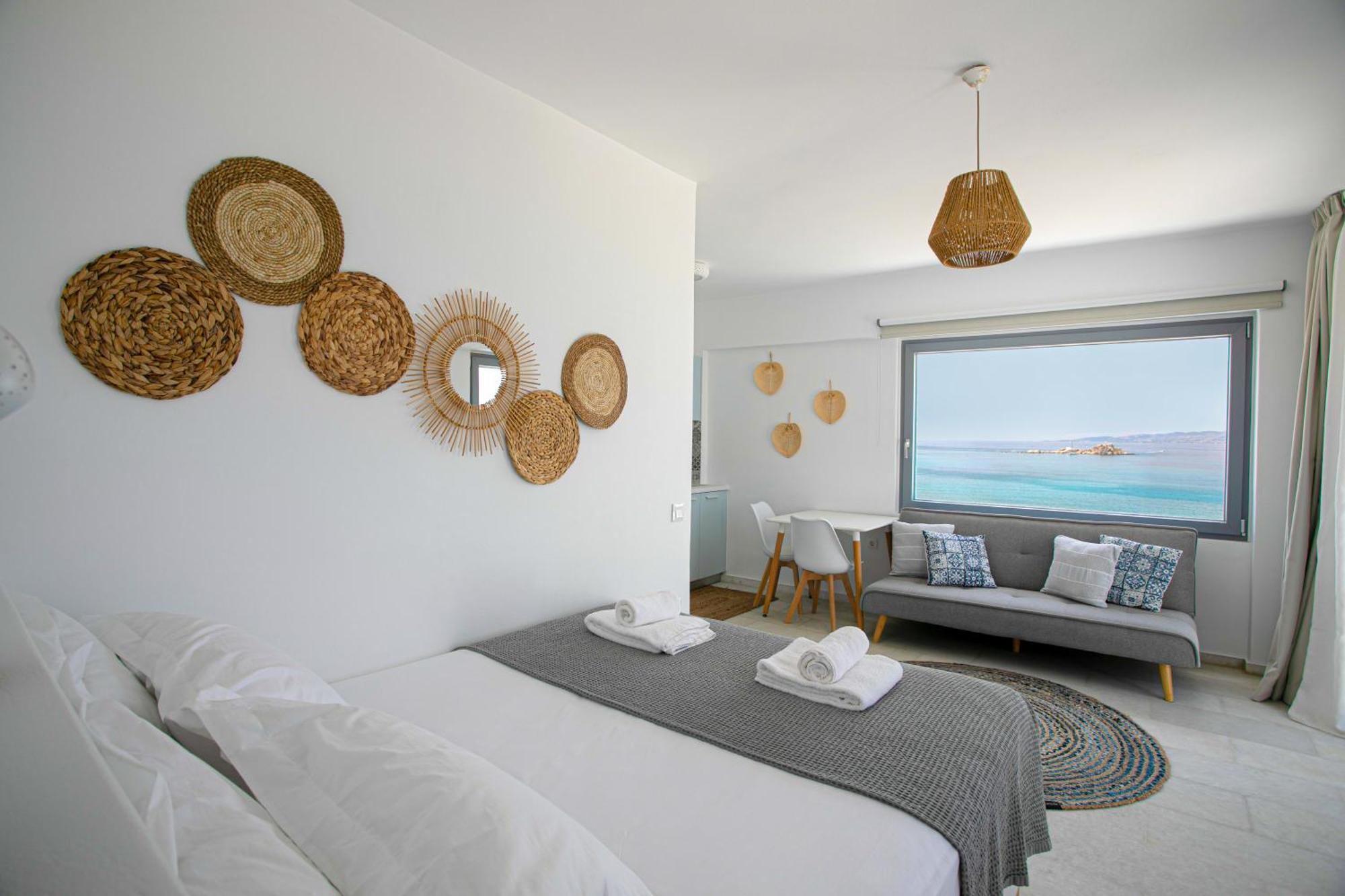 Seanfinity Beachfront Suites Mikri Vigla Zewnętrze zdjęcie